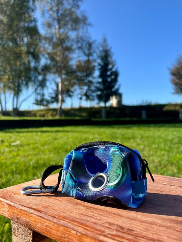 Zásobník na pytlíky na psí exkrementy GlassBalls